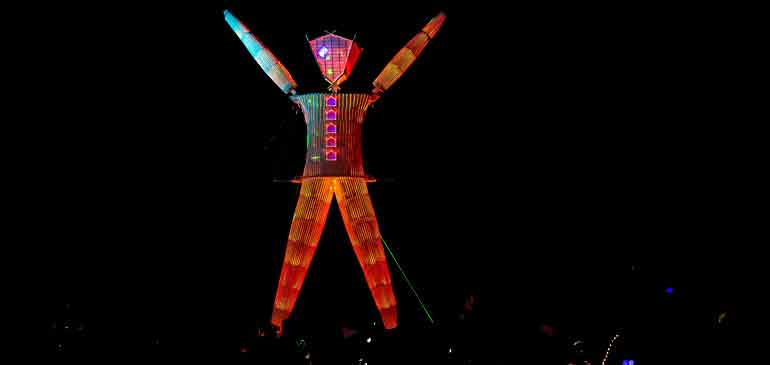 Festival Burning Man assurance voyage USA AVI International