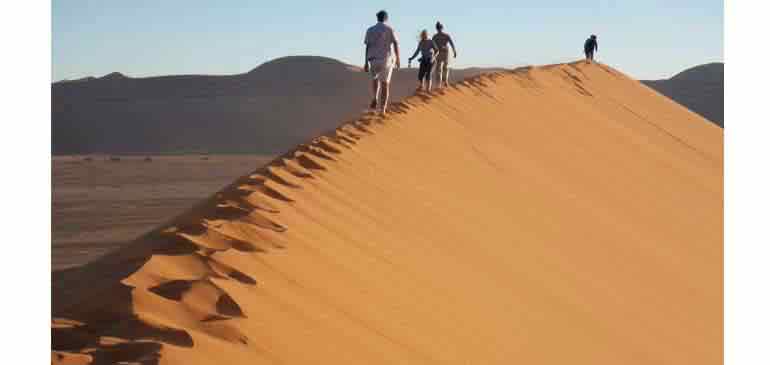 Assurance voyage et vacances en famille d'AVI