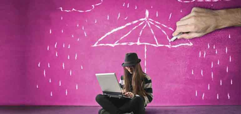 Europe Erasmus + assurance études etranger