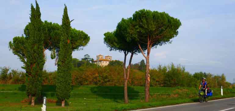 AVI assurance voyage tour du monde no mads land projet velo