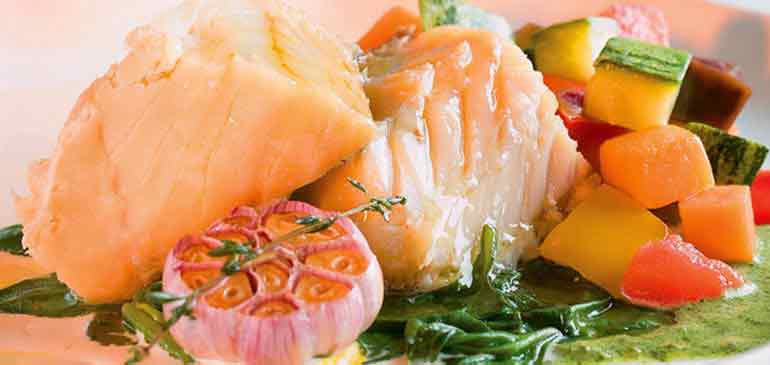 assurance tour du monde AVI spécialités Noël monde