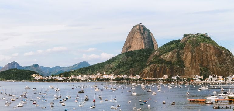 Bresil assurance PVT Working Holiday Visa AVI Rio